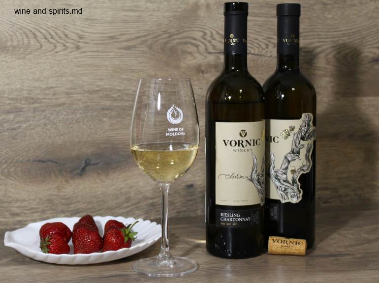 Vornic Winery Riesling & Chardonnay,2019.